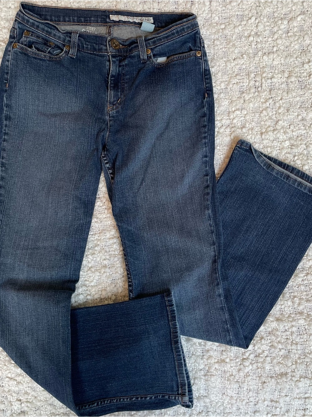 DKNY SoHo Jeans in Dark Blue Boot-Cut Size 6R
